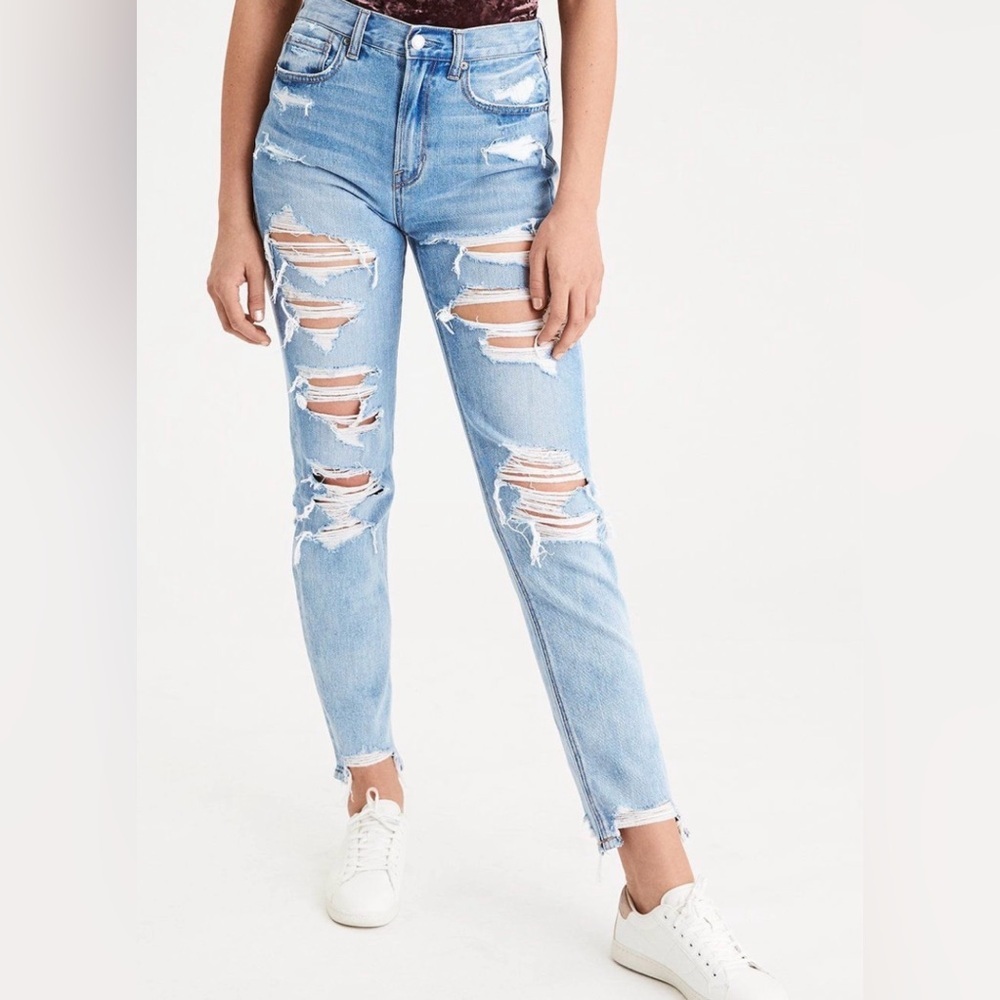 American Eagle Outfitters Light Blue Ripped Skinny Jeans
